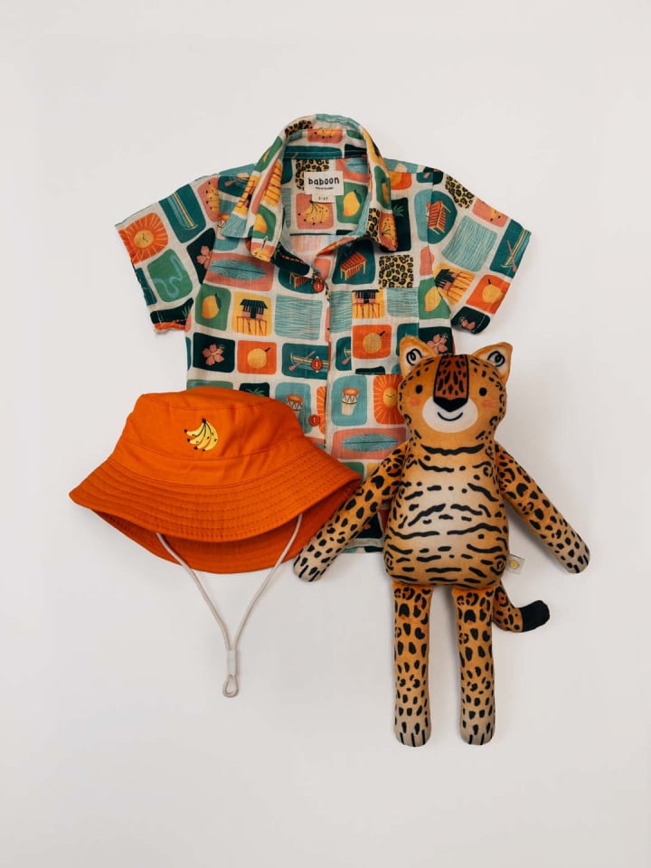 Pacific Adventure Look